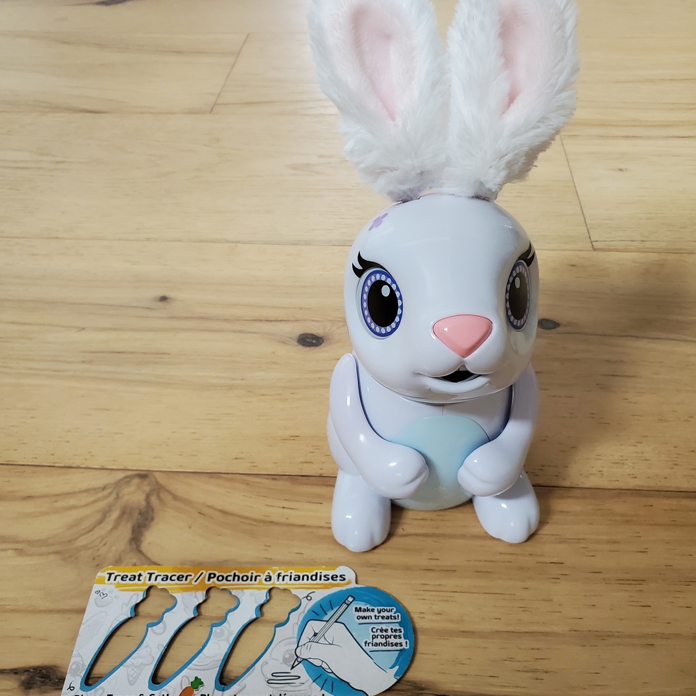 Zoomer Hungry Bunnies, Chewy, Interactive Robotic Rabbit that Eats